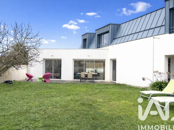 Maison 5 pièces 144 m² 