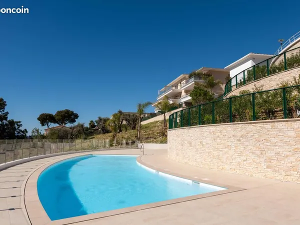 Appartement 5 pièces 157 m² 