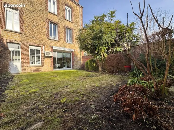 Local 56 m² CHARLEVILLE MEZIERES