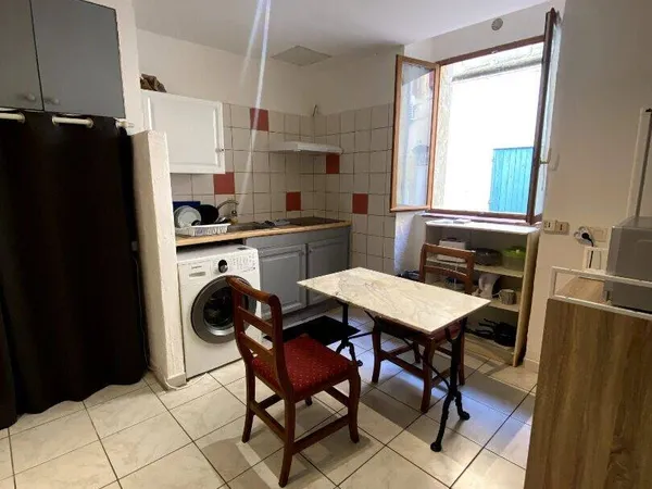 Studio 1 pièce 21 m² 