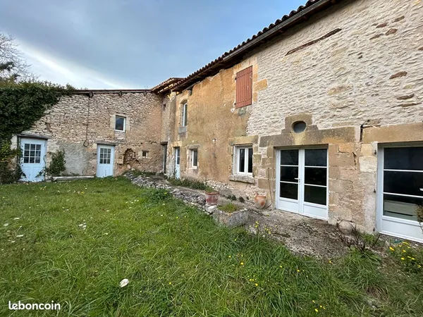 Maison 11 pièces 230 m² 