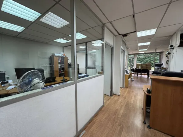 Local commercial 72 m² 