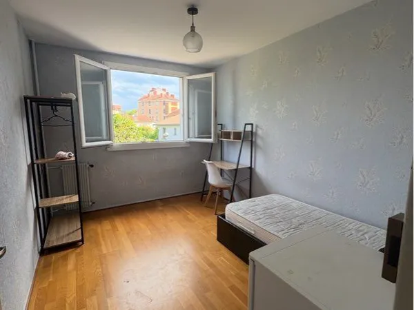 Colocation chambre fille 