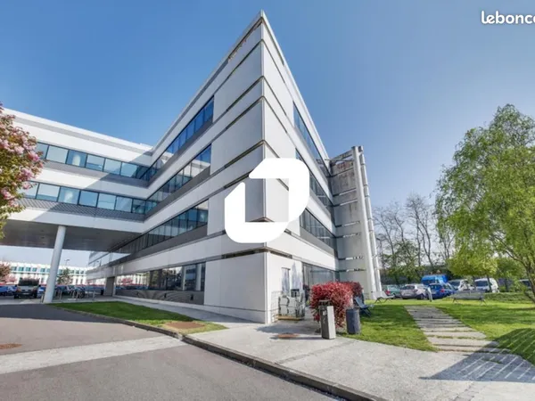 Bureau 2 210 m² 
