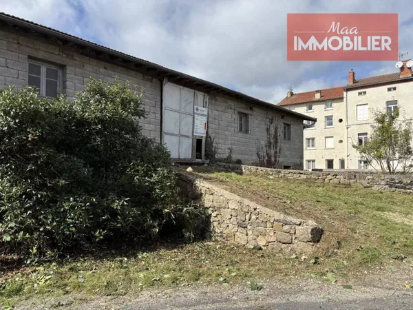 Maison 1 pièce 615 m² 
