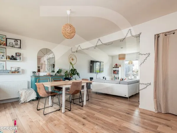 Maison 5 pièces 99 m² 