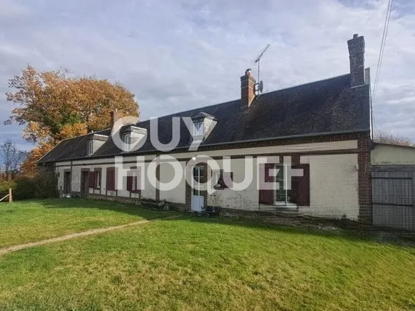 Proche L'AIGLE - Maison de Pays avec dépendances à 150 m de la 1ère habitation. 