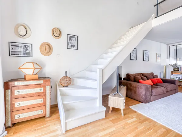 Appartement avec terrasse proche du port 