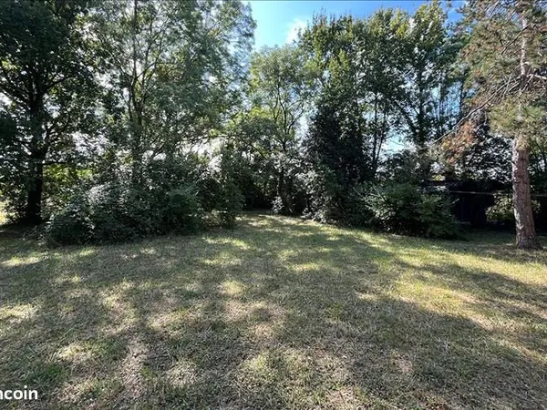 Terrain 800 m² Saujon 