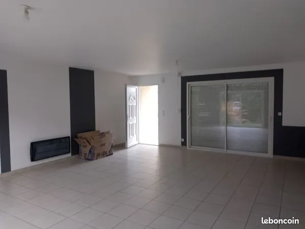 Maison à louer à sainte-Livrade-sur-Lot 