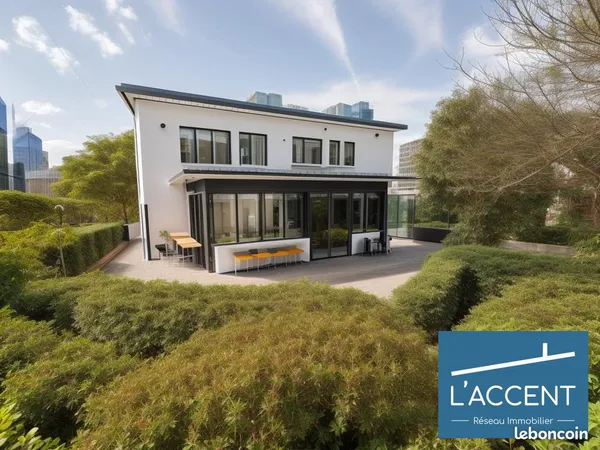 Propriété 9 pièces 165 m² 