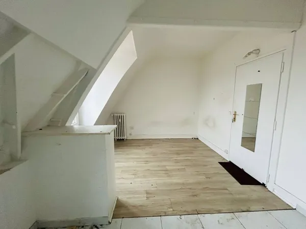 Appartement 1 pièce 17 m² 