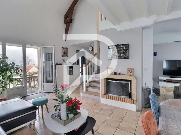 Maison 8 pièces 194 m² 
