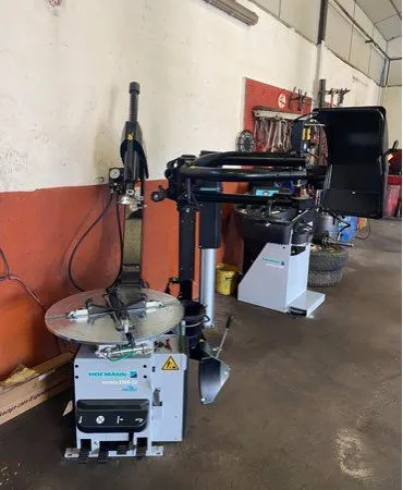 Vends fond de commerce repartions automobile 