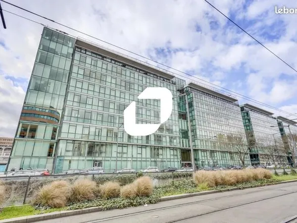 Bureaux 4 pièces 6326 m² 