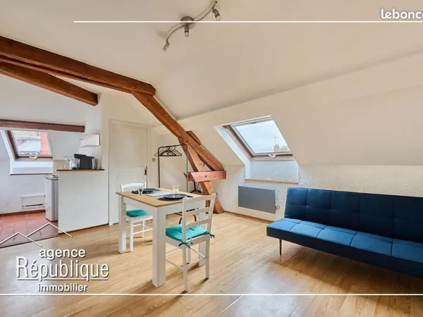 Studio 1 pièce 16 m² 