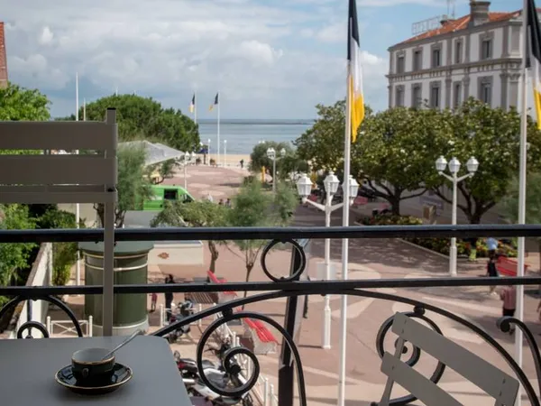 Arcachon - Appartement confidentiel avec vue sur le Bassin 