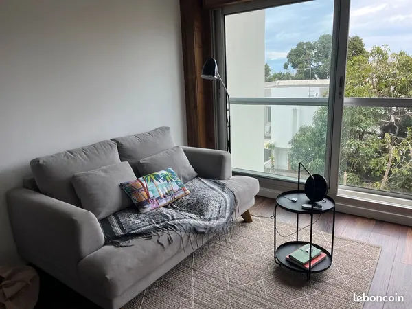 Appartement lumineux centre St Denis 