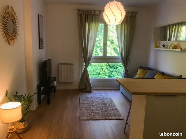 Studio 1 pièce 19 m² 