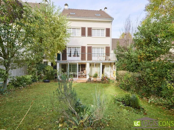 Maison 8 pièces 150 m² 
