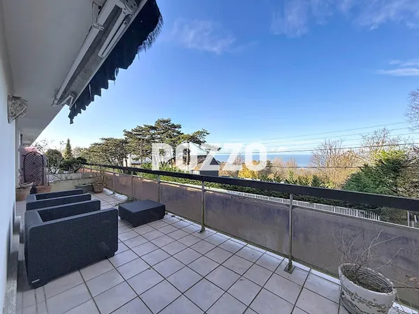 Très bel appartement de 51 m² avec terrasse de 36 m² et vue mer à Trouville sur Mer 