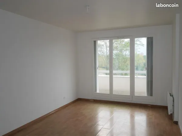 Studio 1 pièce 31 m² 