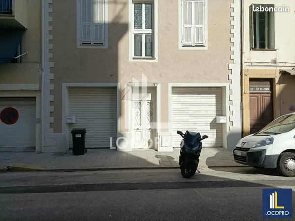Local commercial 140 m² 