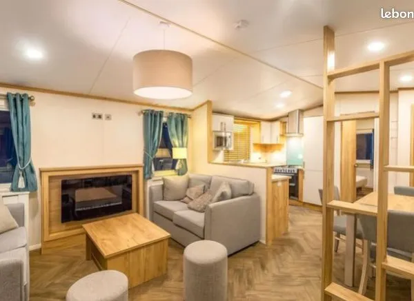 Residence meublée - 49.000 