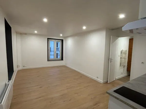 Studio refait à neuf 