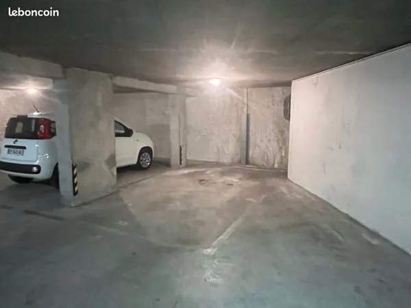 Parking - Garage Location Toulouse   100€
