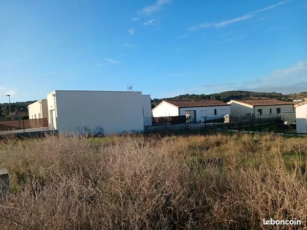 Terrain 513 m² LAVALETTE 