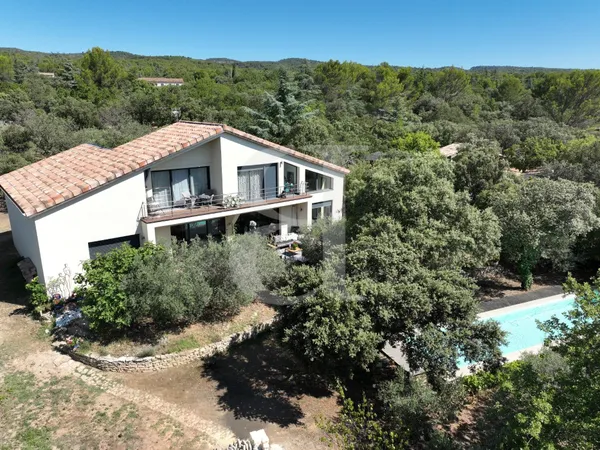 Maison 5 pièces 206 m² 