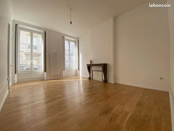 Appartement 4 pièces 83 m² 