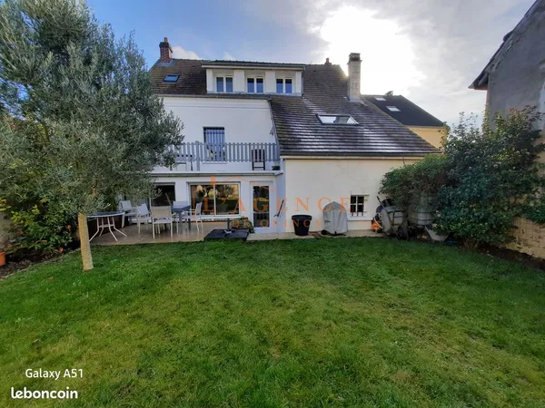 Maison 6 pièces 170 m² 