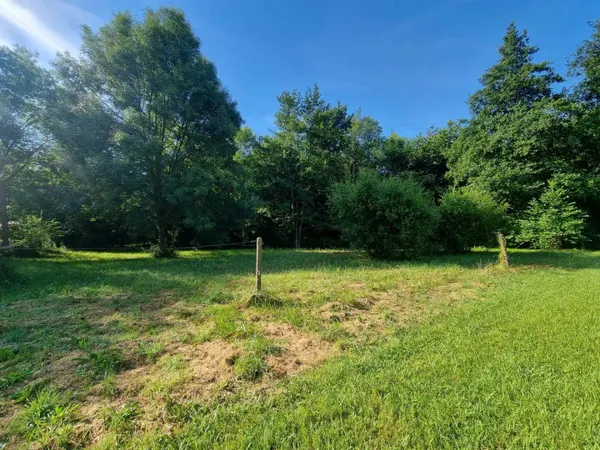 Propriété 150 m² 