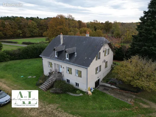 Maison 9 pièces 235 m² 