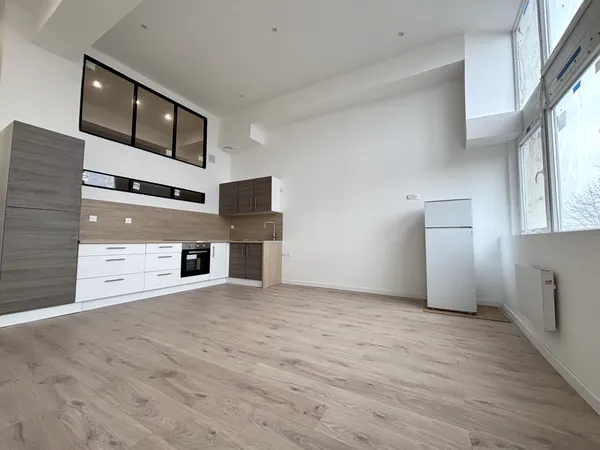 Appartement Duplex 70m2 T2 et bureau 