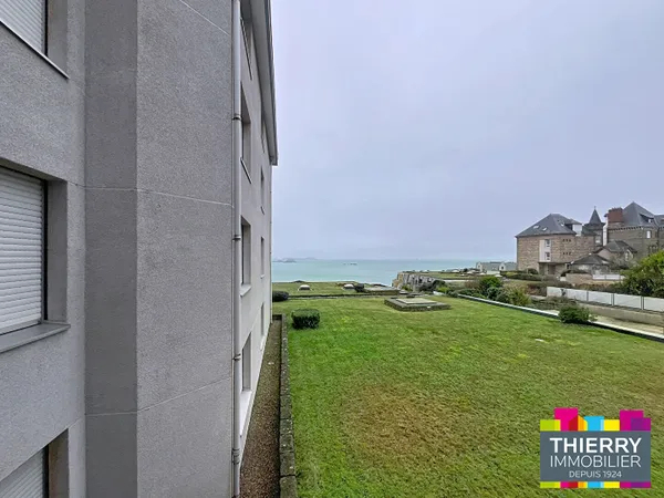 SAINT-ENOGAT - Appartement vue mer 