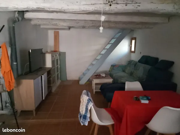 Petite maison de ville T2 