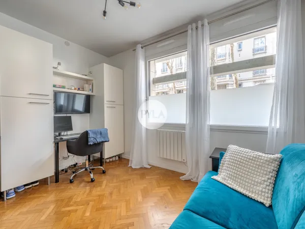 Studio Paris 15e - Rue Paul Barruel - Meublé - Cave 