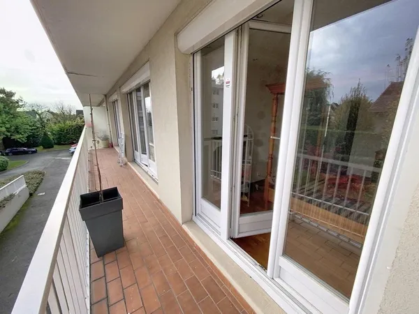 ? ? Bel appartement 5 pièces en très bon état 