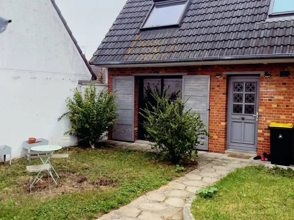 Maison familiale rénovée - 96m² Carrez / 120m² au sol - Amiens Sud-Est, quartier Québec 