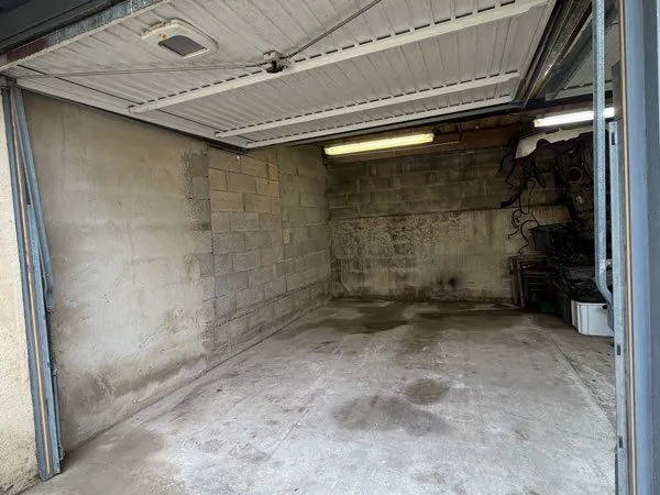 Garage à louer 