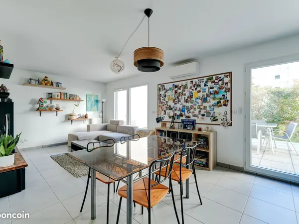 T3 de 74m² avec extérieur de 70m² 