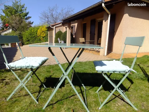 Maison plein pied avec jardin, terrasse, parking, garage 