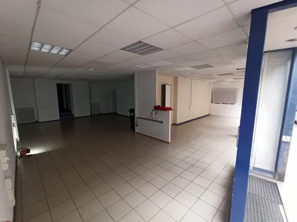 LOCATION LOCAL No1 BIS - 130m2 environ 