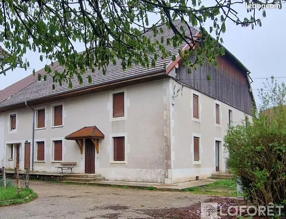 Maison 8 pièces 206 m² 