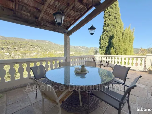 Villa 5 pièces 170 m² 