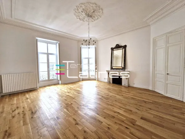Appartement ancien 6 pièces 173 m² 