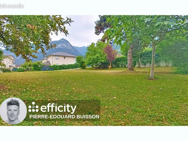 Terrain 850 m² Marnaz 